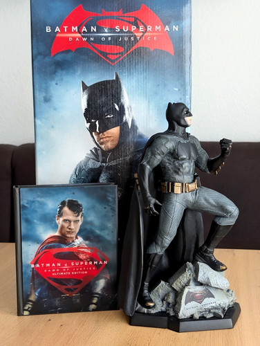 Batman superman dawn of - batman,